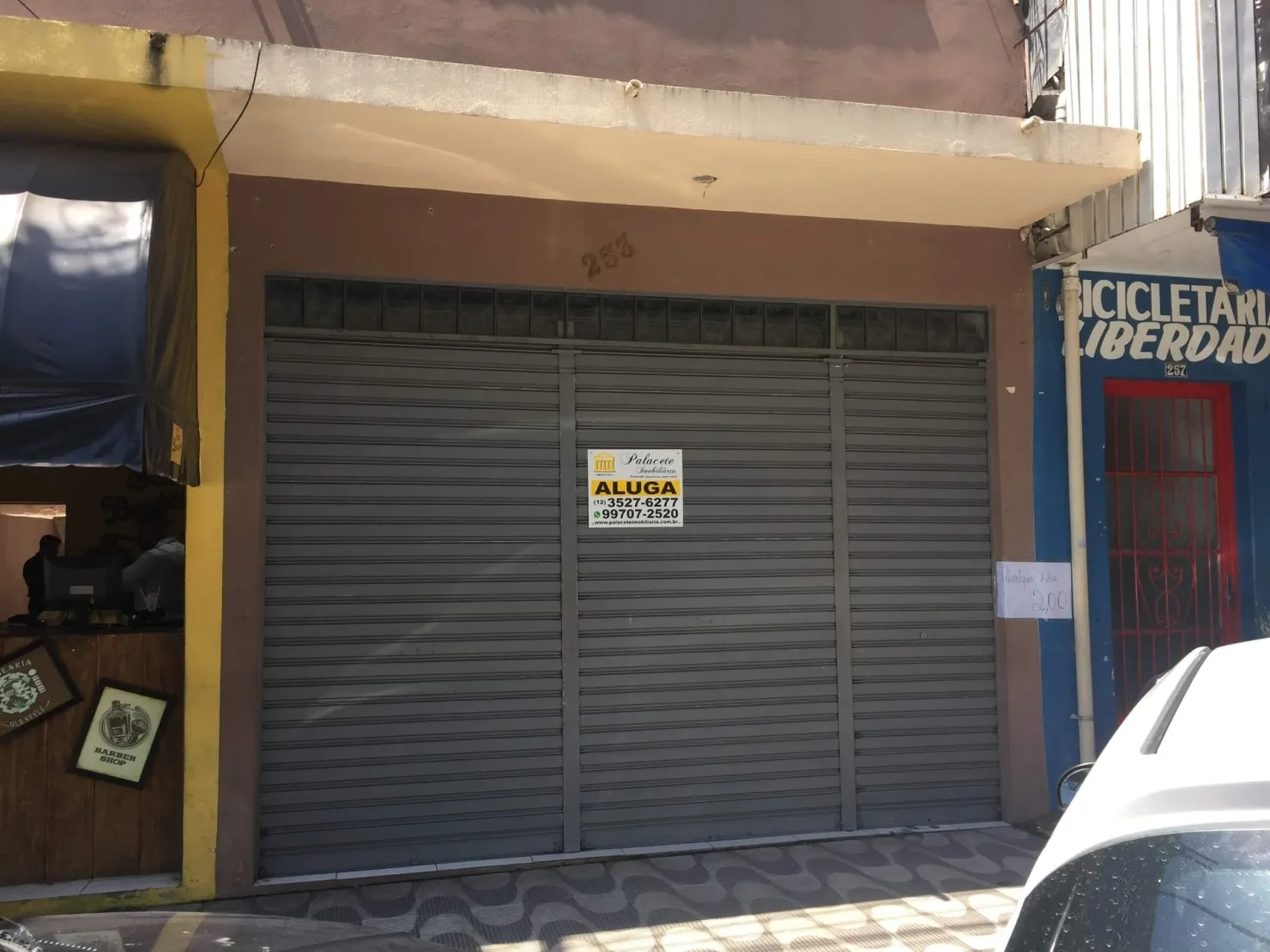 Imagem Comercial para Locação Centro, Pindamonhangaba - SP