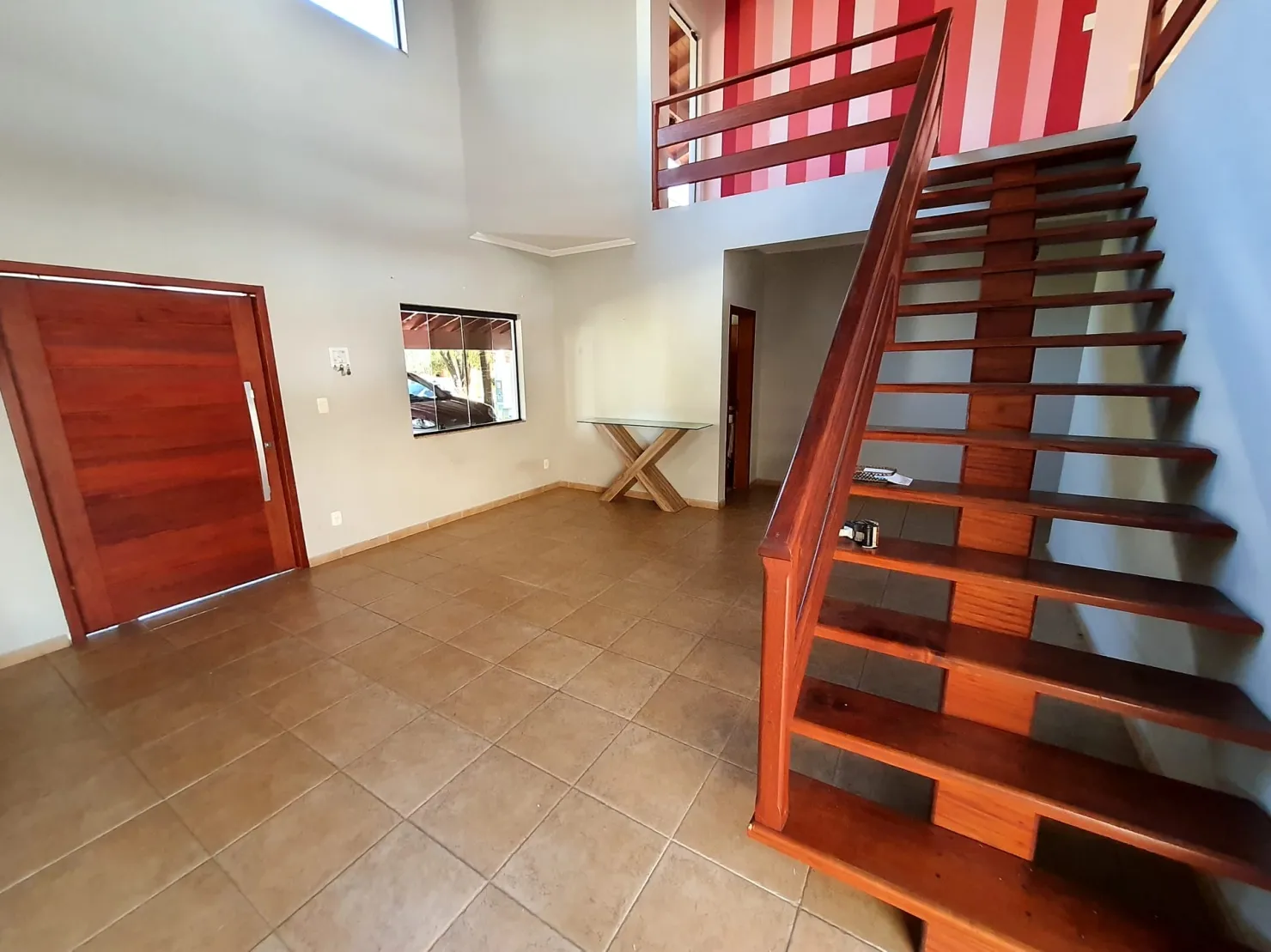 Imagem Casa para venda 3 Quartos, 3 Suites, 4 Vagas, Condomínio Colonial Village, Pindamonhangaba - SP