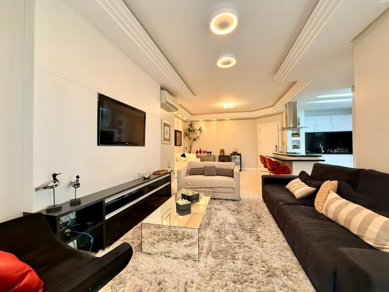 Imagem Apartamento com vista para o mar à venda com 161m2 por R$ 3.500.000,00