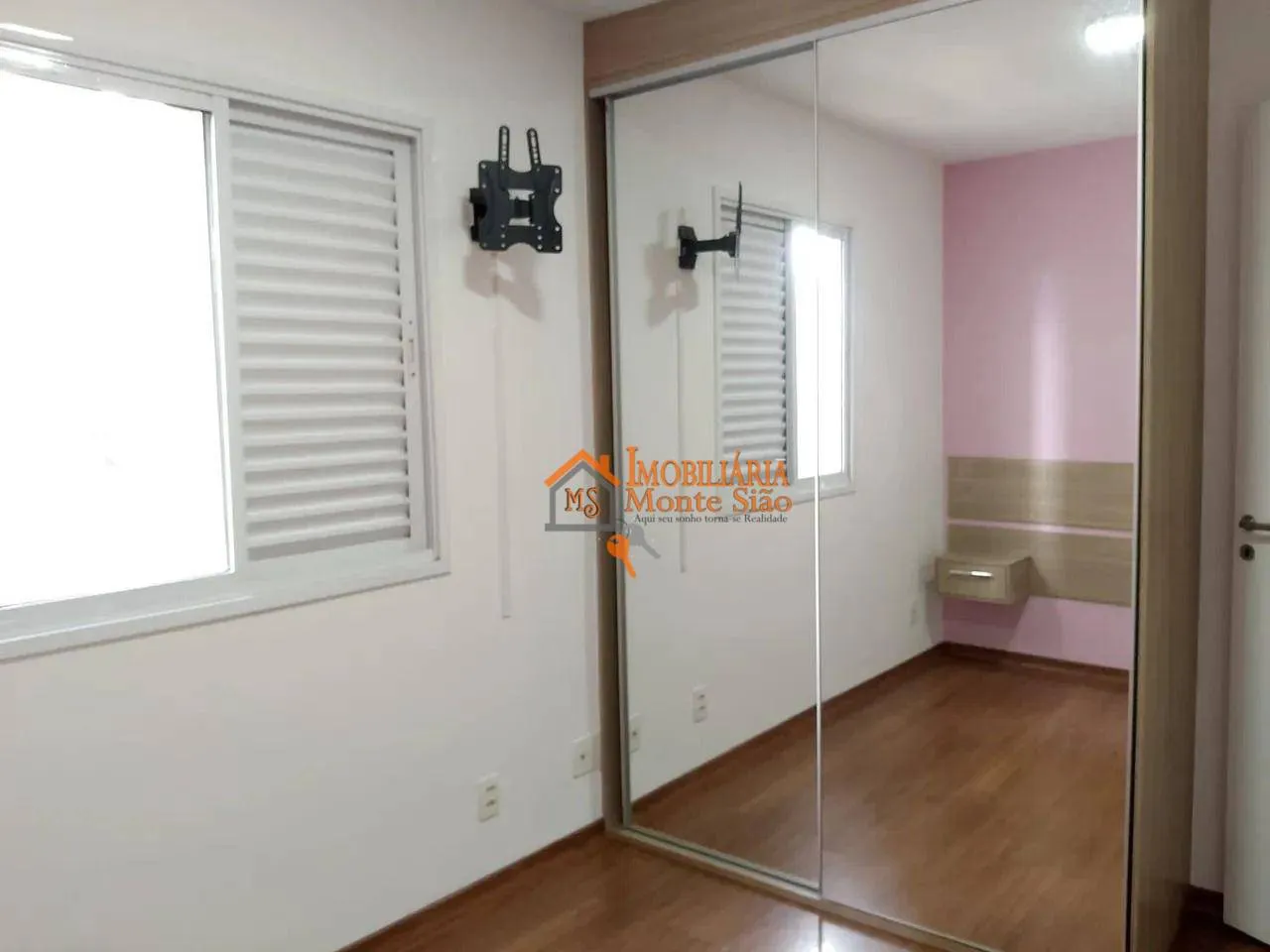 Imagem Apartamento com 3 dormitórios à venda, 74 m² por R$ 669.000,00 - Vila Augusta - Guarulhos/SP