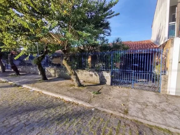 Imagem Casa Residencial em Rio das Ostras - RJ, Centro