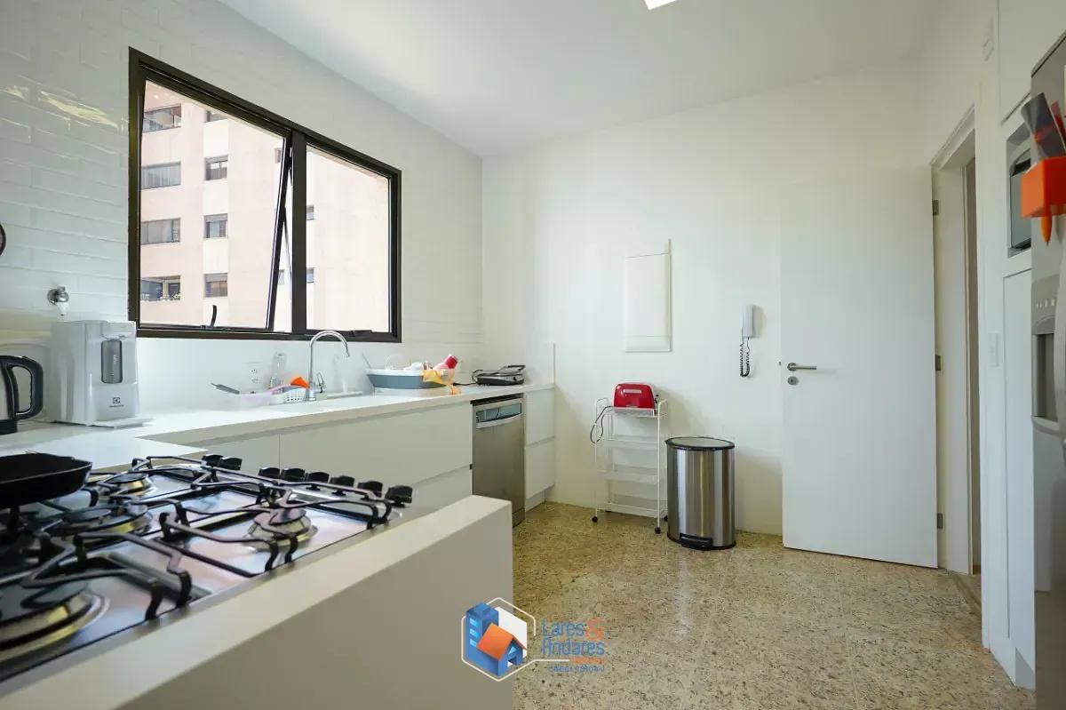 Imagem Apartamento para venda em Real Parque com 4 quartos, sendo 4 suítes, 275m²