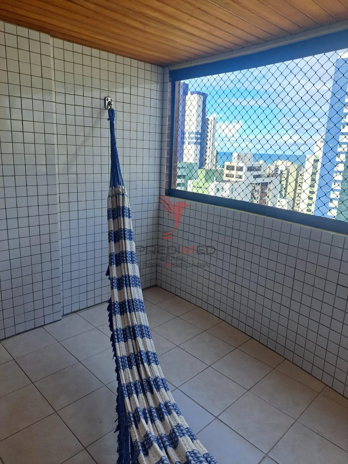 Imagem Apartamento espaçoso, vista mar, com 128 mts2. Tambaú . 2 Vagas de Garagem. Nascente Sul