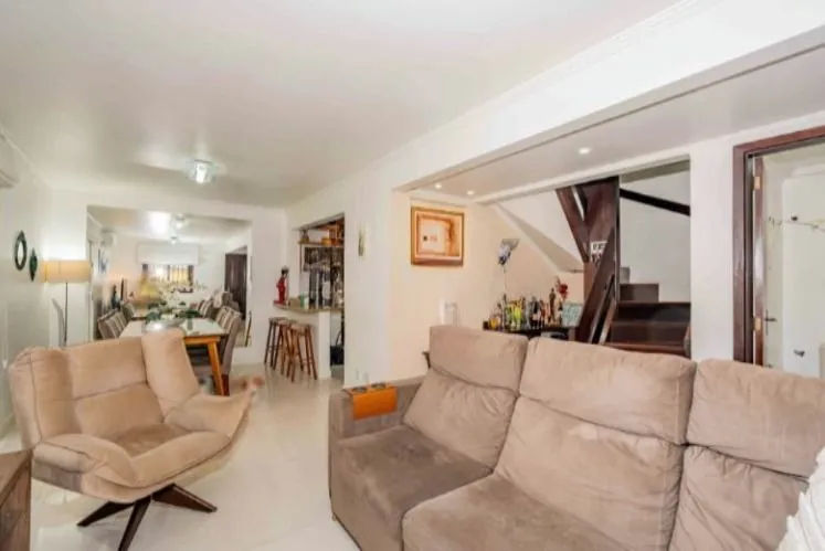 Imagem Casa em condomínio 3 dormitórios