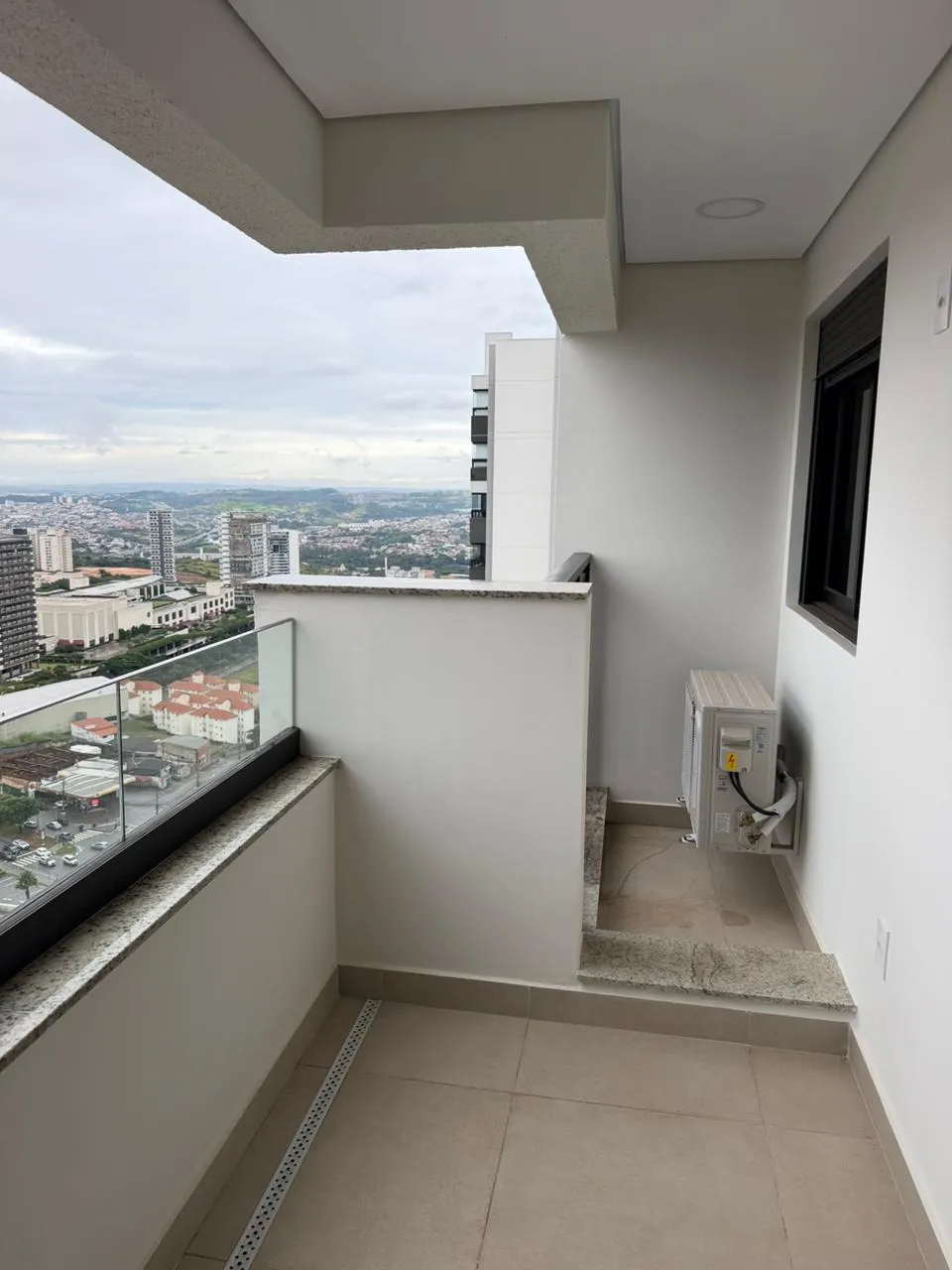 Imagem Apartamentos para locaçao com Piscina e 1 quartos, 47 m² - Mandarim Campolim Parque Campolim
