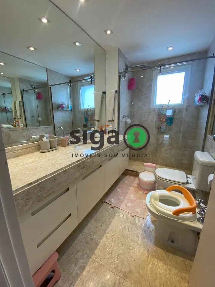 Imagem ITAIM BIBI: 367M², 03 SUÍTES, 05 VAGAS.