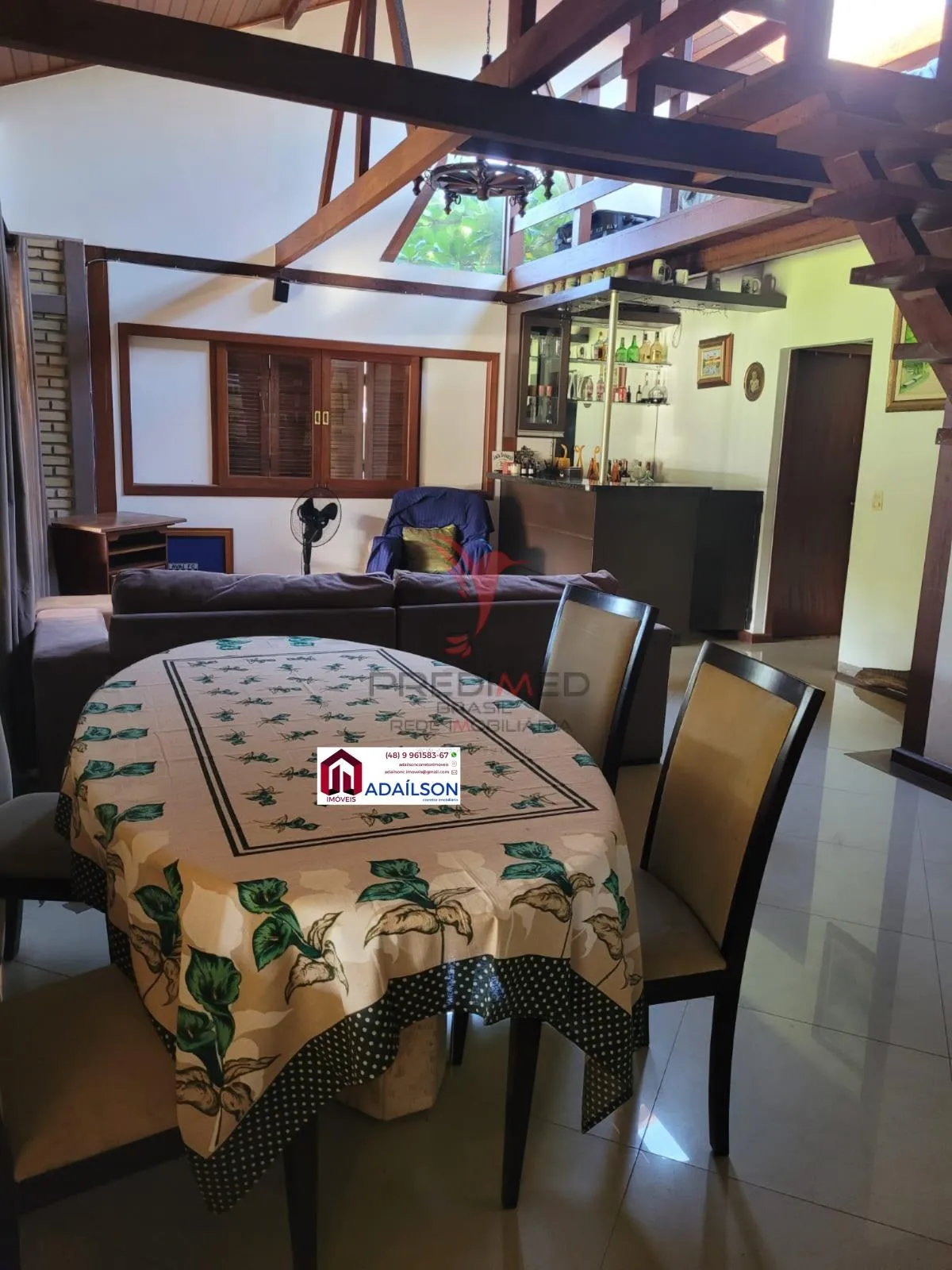 Imagem Casa com edícula em Florianópolis SC, À venda no Canal da Barra da Lagoa!