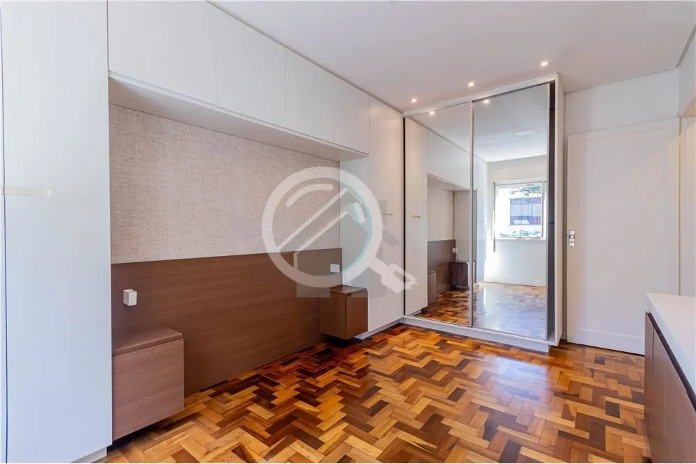 Imagem Encante-se com este Apartamento Ensolarado de 1 Dormitório no Menino Deus. Seja bem-vindo a este en...