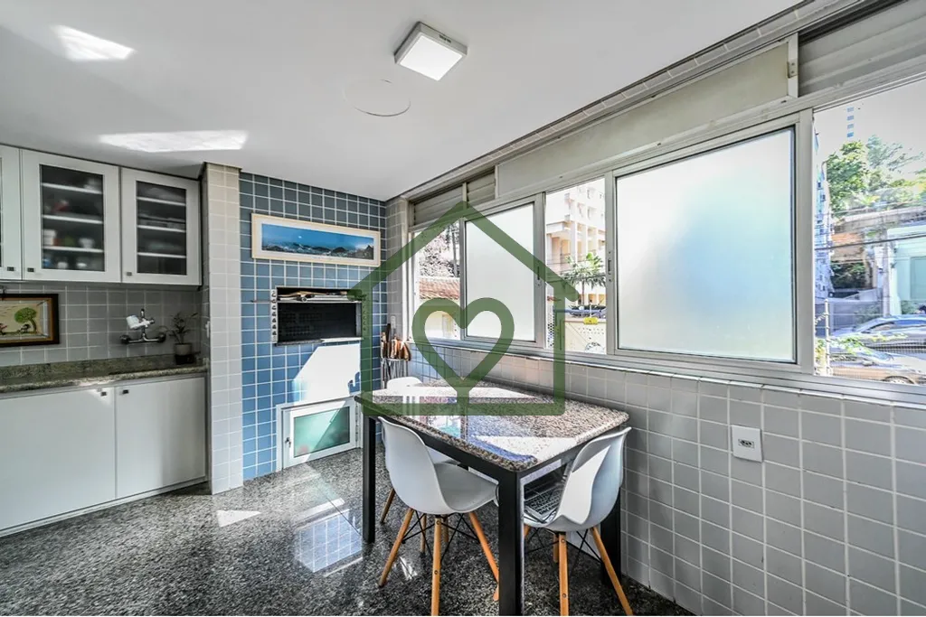 Imagem Descubra este magnífico apartamento de luxo à venda em Porto Alegre, no alto da Av Cabral e no cor...