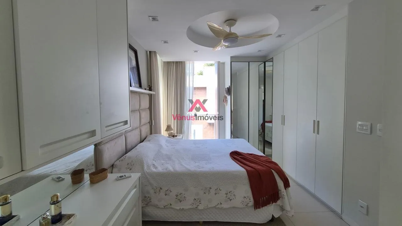Imagem Casa em Condomínio para Venda em Rio de Janeiro, Jacarepaguá, 3 dormitórios, 1 suíte, 3 banheiros, 2 vagas
