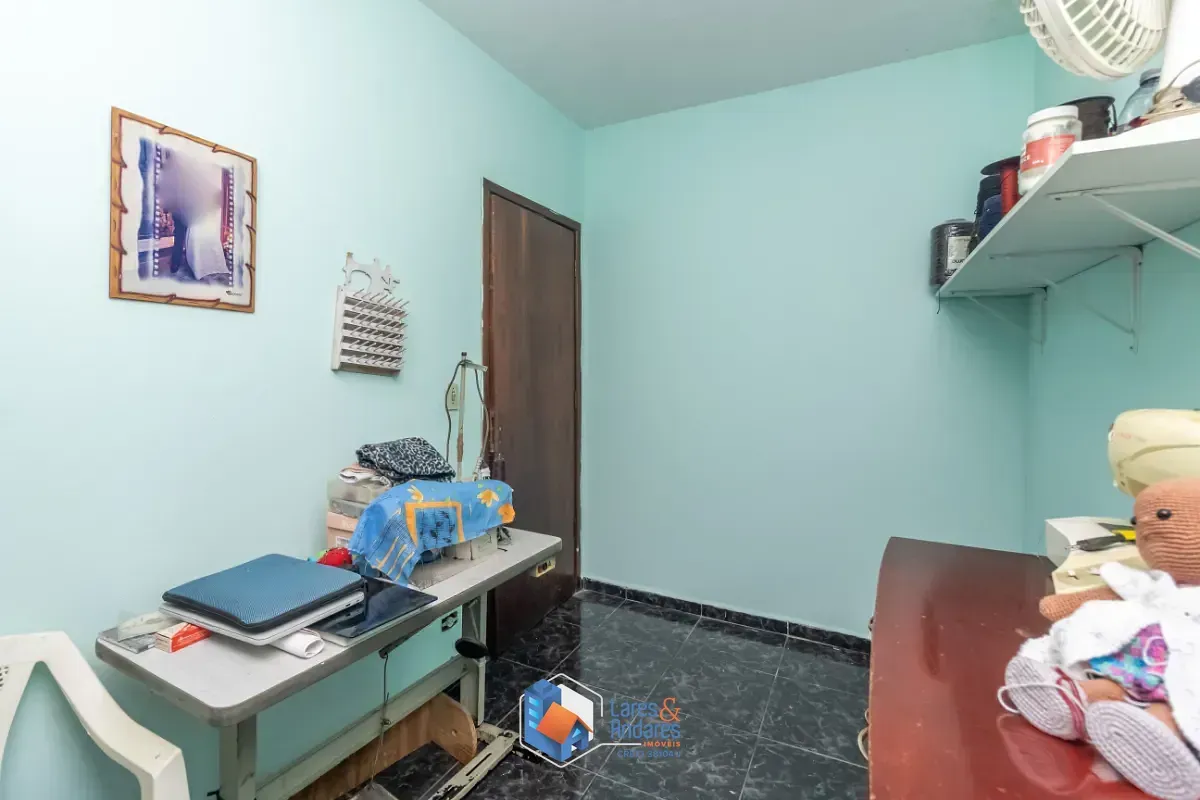 Imagem Sobrado para venda em Vila Itaberaba com 5 quartos, sendo 1 suíte, 220m²