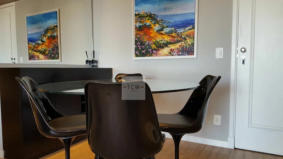 Imagem Apartamento na Martiniano de Carvalho
