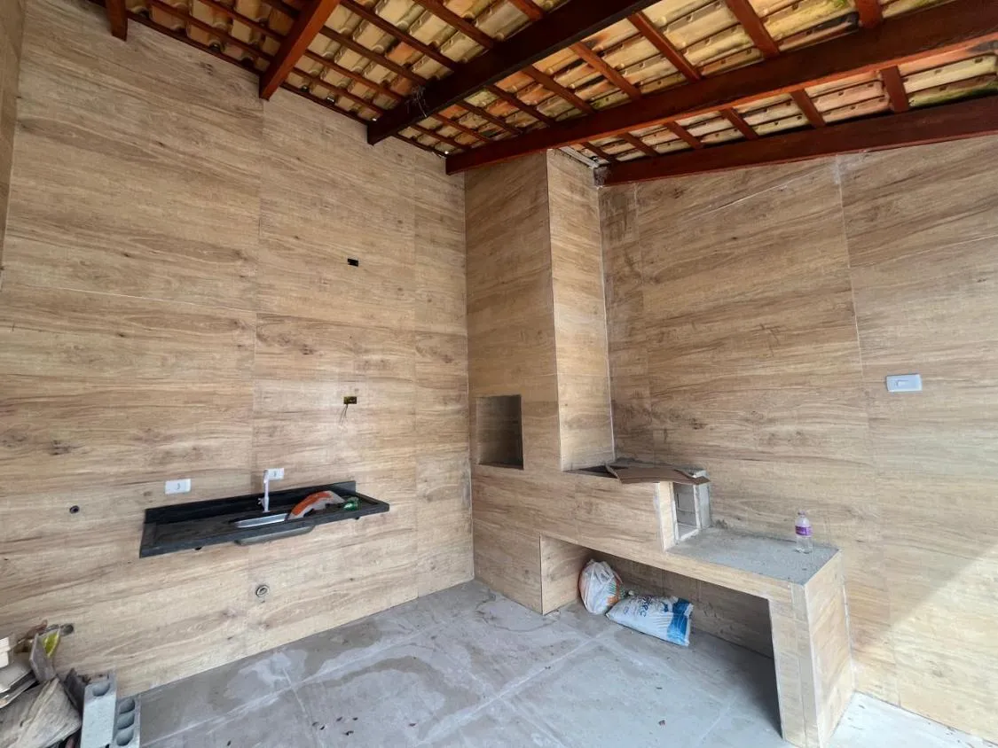 Imagem CASA NOVA 3 DORM COM PISCINA LADO PRAIA NO BOPIRANGA EM ITANHAEM