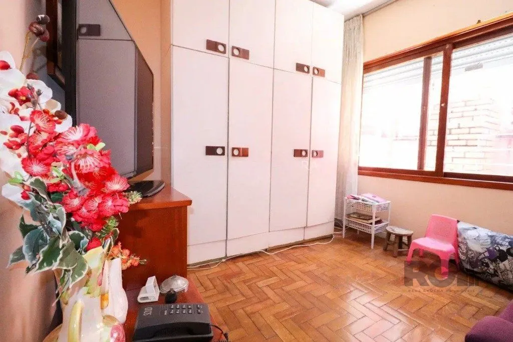 Imagem Casa com 3 dormitórios no bairro Cristo Redentor