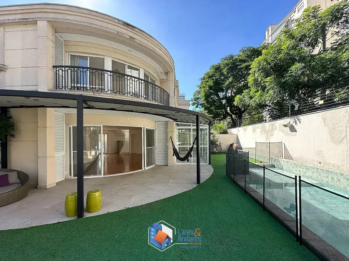Imagem Casa no condomínio Quadra Real para venda com 3 quartos, sendo 3 suítes, 450m²
