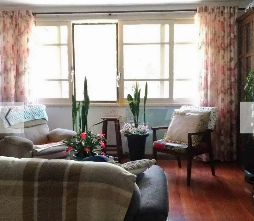 Imagem Apartamento para Venda em Petrópolis / RJ no bairro Centro