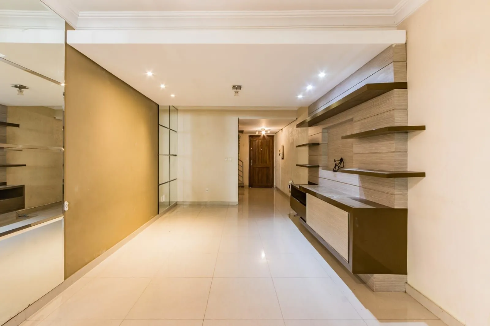 Imagem Casa para Venda - 227.93m², 3 dormitórios, 1 suite, 2 vagas - Chácara das Pedras