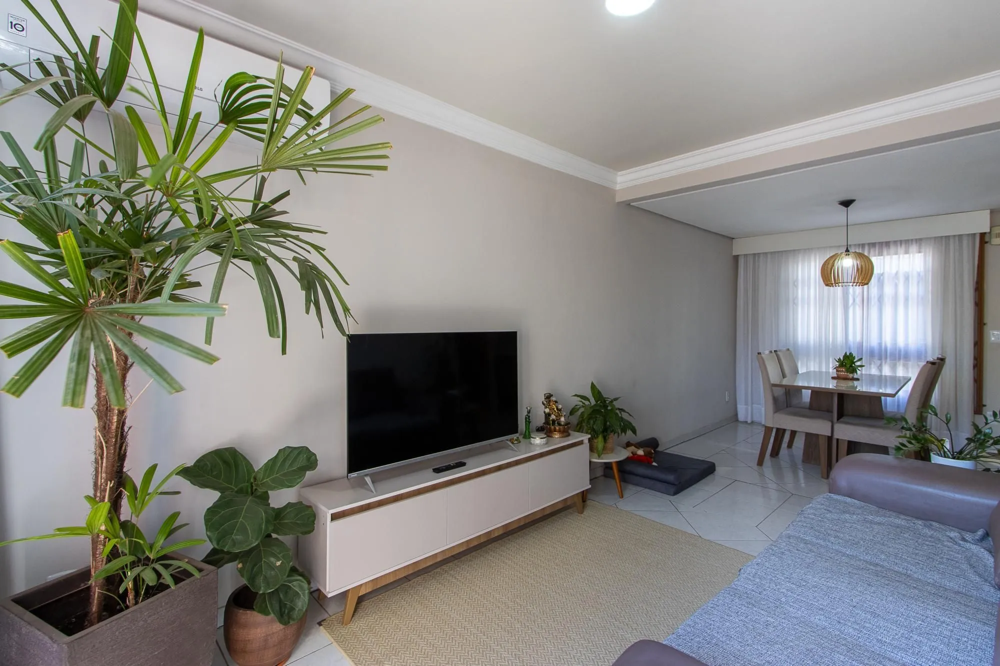 Imagem Casa em condomínio fechado, 104m² privativos, 2 quartos, 1 vaga, bairro Camaquã