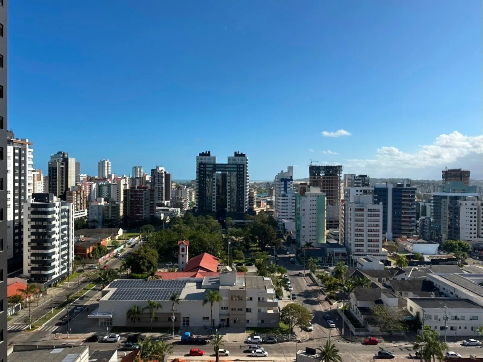Imagem Apartamento à venda em Torres, Centro, com 2 quartos, 70m2