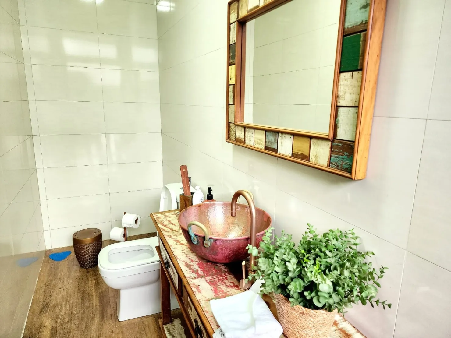 Imagem Casa à venda 4 Quartos, 2 Suites, 2 Vagas, 300M², Piracangaguá, Taubaté - SP | Condomínio Ouroville