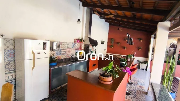 Imagem Sobrado à venda, 307 m² por R$ 1.300.000,00 - Feliz - Goiânia/GO