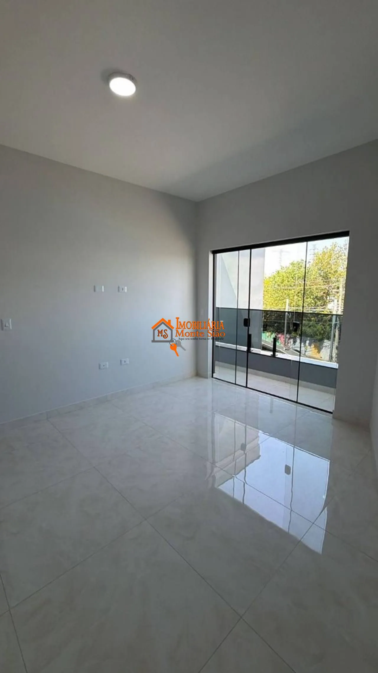 Imagem Sobrado com 2 dormitórios à venda, 80 m² por R$ 520.000,00 - Jardim Zélia - Itaquaquecetuba/SP