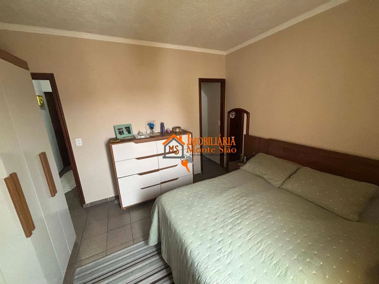 Imagem Sobrado com 4 dormitórios à venda, 100 m² por R$ 730.000,00 - Bela Vista - Guarulhos/SP