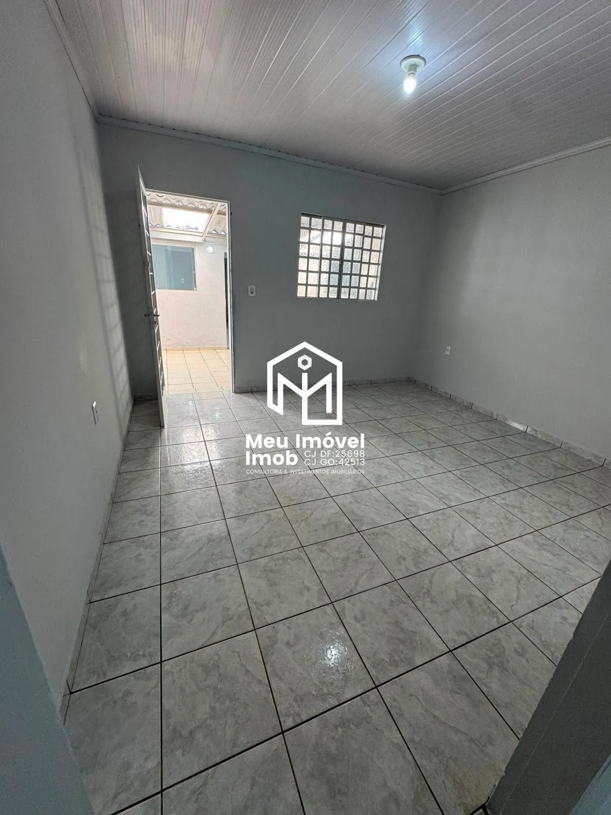 Imagem Casa 6 Quartos 1 Vaga 300m² Reformada Taguatinga/DF