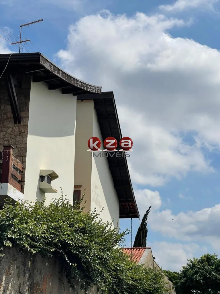 Imagem Imperdível! Casa à venda em Valinhos-SP, bairro Parque Nova Suíça, com 558m² construção e 600m de terreno, área de lazer incrível! Venha conferir!