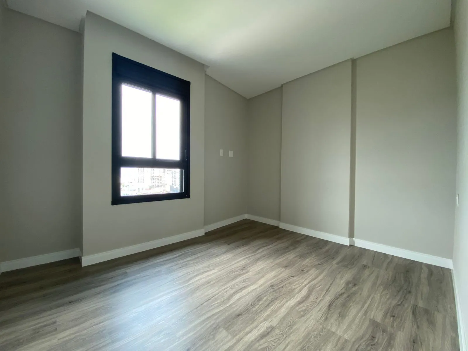 Imagem Apartamento à venda com 902m2 por R$ 1.350.000,00