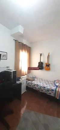 Imagem Sobrado com 3 dormitórios à venda por R$ 300.000,00 - Jardim São Luís (Zona Norte) - São Paulo/SP