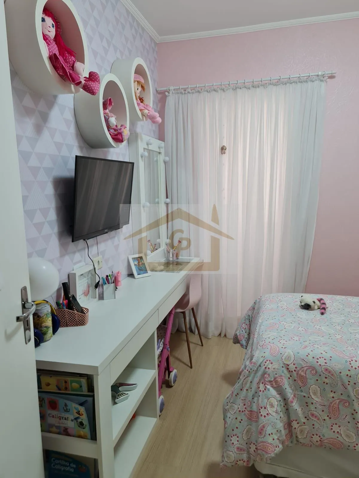Imagem Região Central de Alphaville, 3 quartos sendo um suíte, 2 vagas