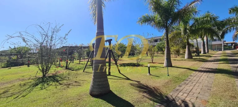 Imagem Chácara de Alto Padrão na Represa / Condomínio Fechado