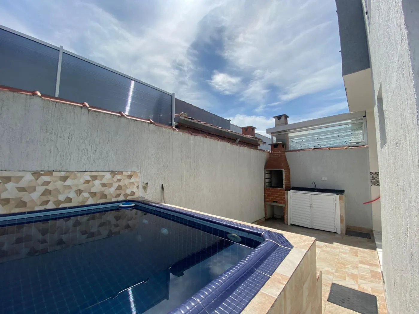 Imagem Casa para Venda em Itanhaém, Cibratel II, 2 dormitórios, 1 suíte, 1 banheiro, 1 vaga
