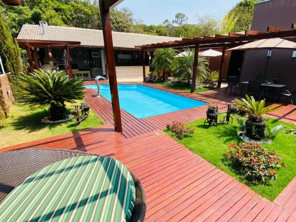 Imagem Casa com 3 Quartos à Venda, 800 m² em Setor Habitacional Arniqueira (Águas Claras) - Brasília