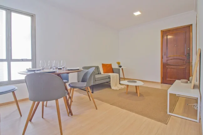 Imagem Apartamento 67M², 2Q, 1 Banheiro, 1 Vaga, Armários.