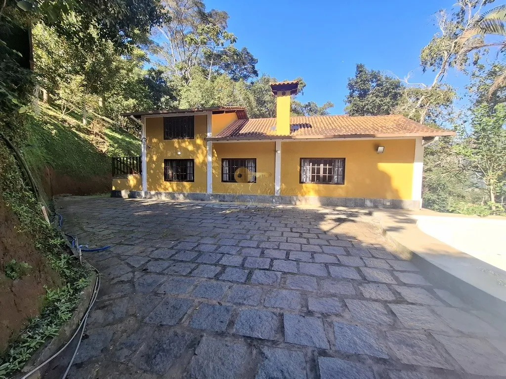 Imagem Casa para Venda em Teresópolis / RJ no bairro Santa Rita