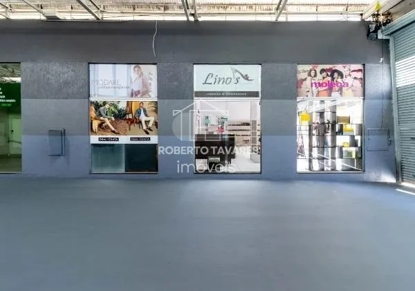 Imagem Loja comercial com 700m² - Galeria com 18 Lojas - Portas com 24 metros de frente, com bastante Visibilidade.