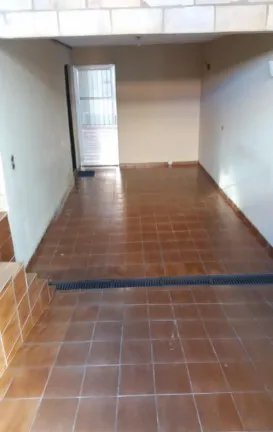 Casa com 4 Quartos à Venda,  em Jardim Saporito - Taboão da Serra