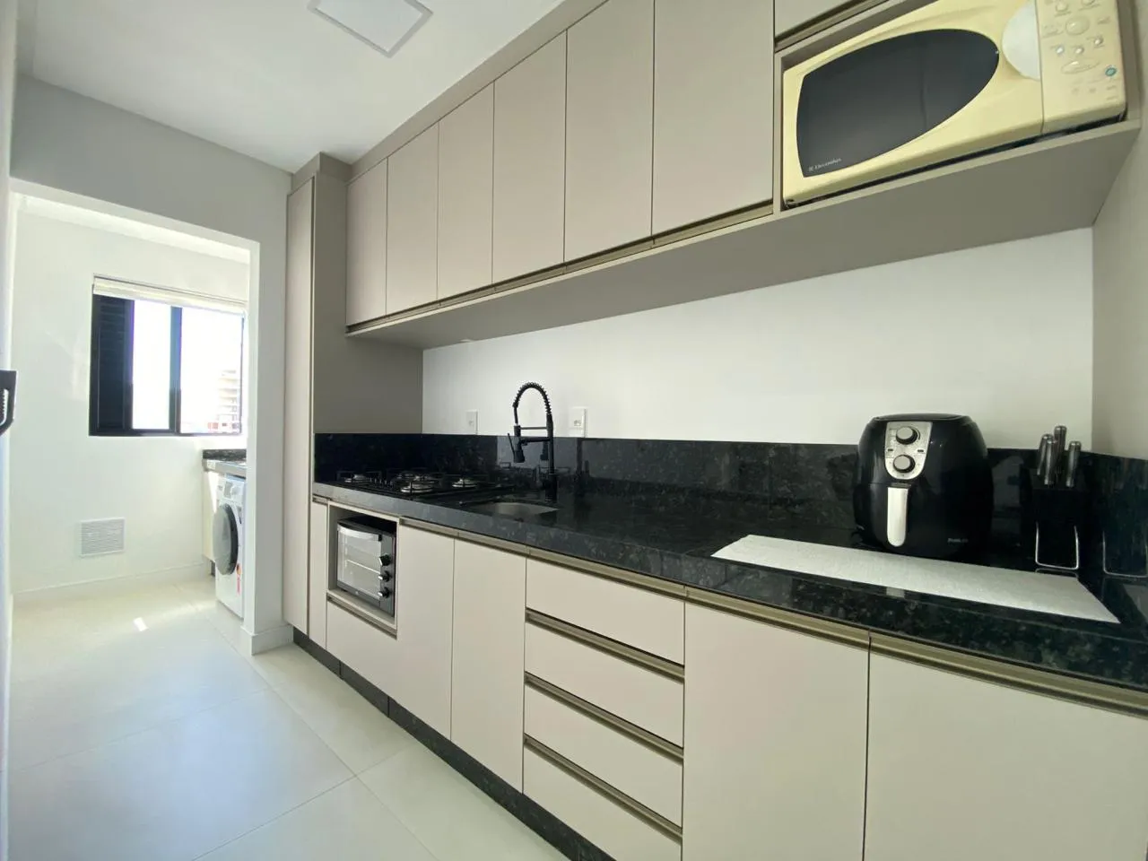Imagem Apartamento à venda com 100m2 por R$ 1.800.000,00