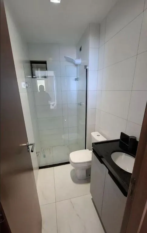 Imagem Flat pé na areia em Ponta de Campina, mobiliado, andar alto, vista para o mar, piscina panorâmica e lazer completo.