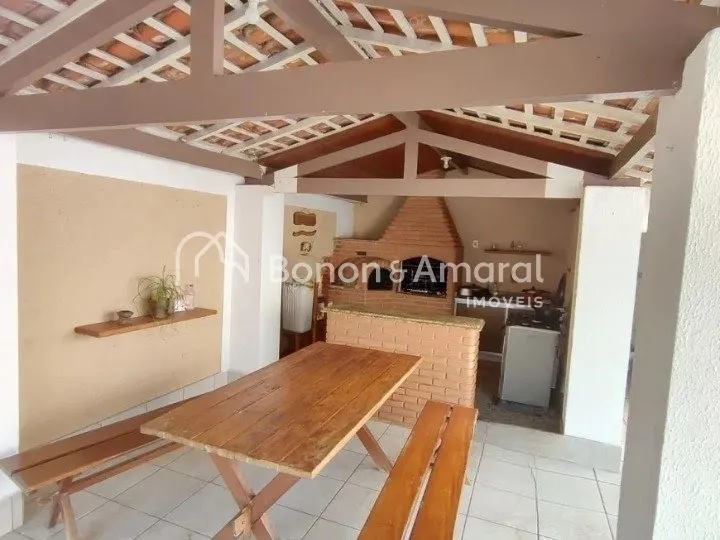 Imagem Casa com 3 Quartos à venda, 190m² - Taquaral
