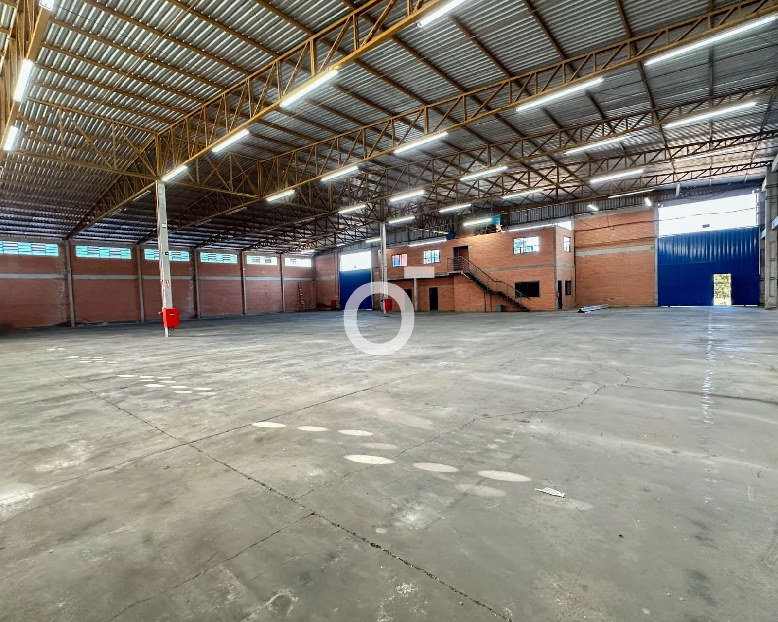 Imagem Pavilhão à venda em Caxias do Sul, Ana Rech , 2032m2