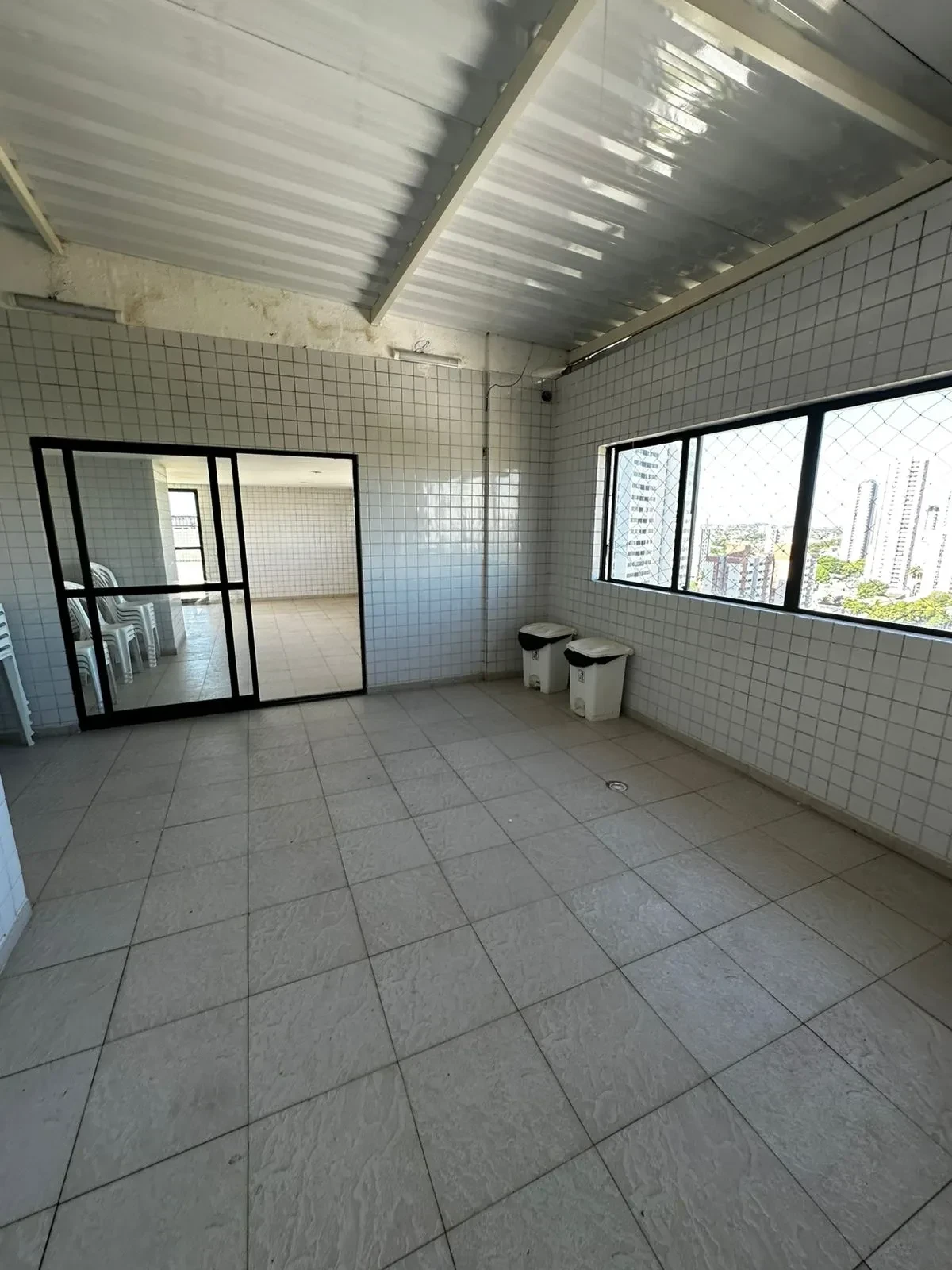 Imagem Apartamento com 2 Quartos à Venda, 60 m² em Tamarineira - Recife