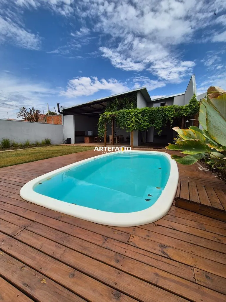 Foto do imóvel Casa à venda em Cristais Paulista, Centro, com 1 quarto, 350m2 em Cristais Paulista
