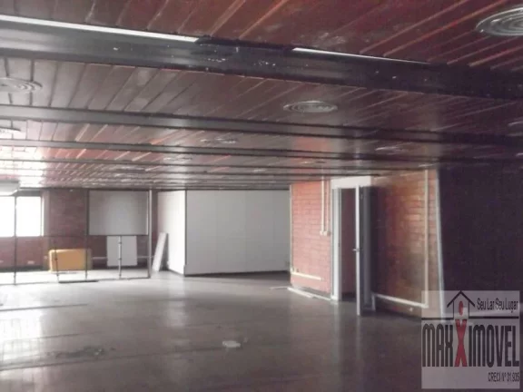 Imagem Prédio Comercial Reformado no Rio Comprido à Venda!