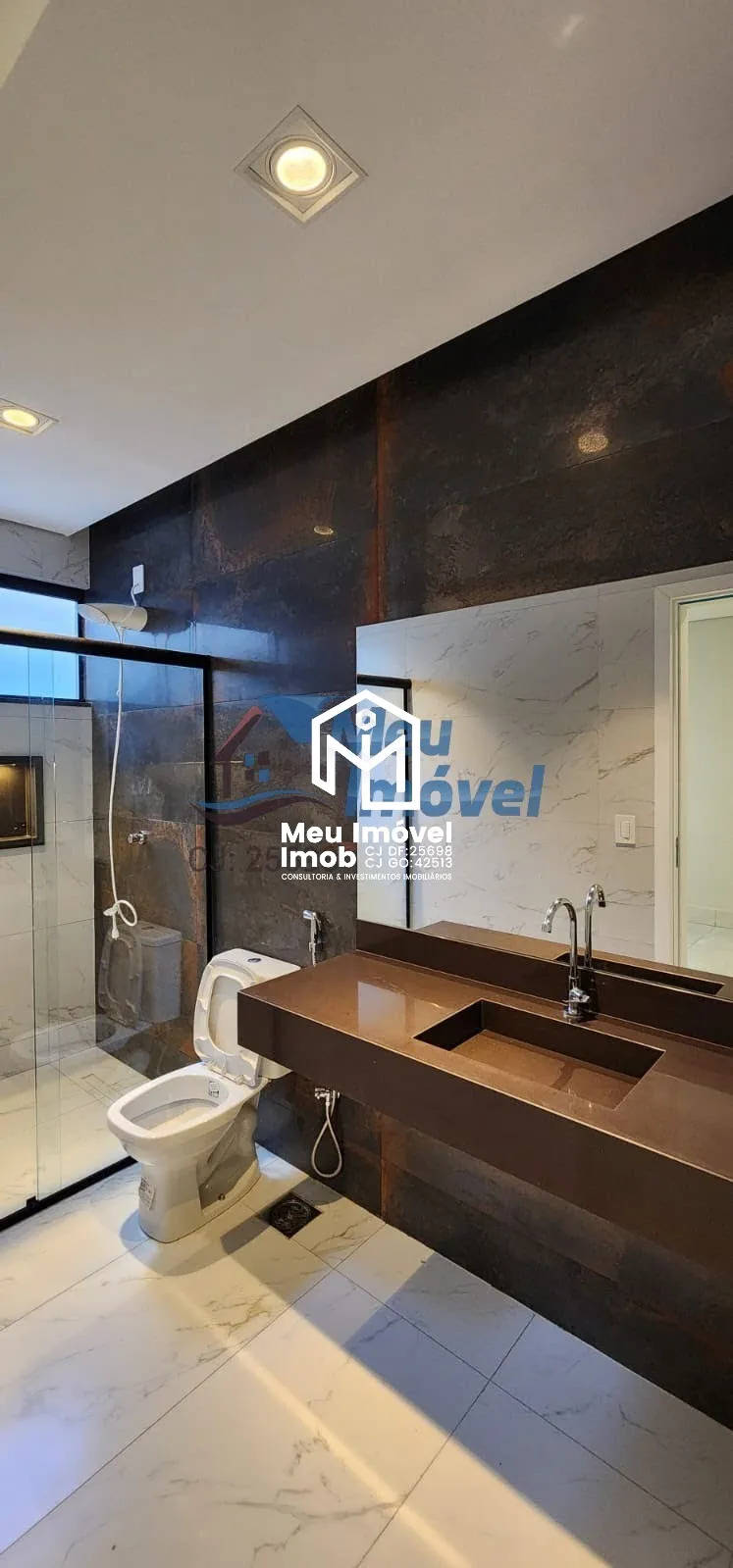 Imagem Recantos dos Sabia Casa 3 Quartos 3 Suítes 2 Vagas 300m²