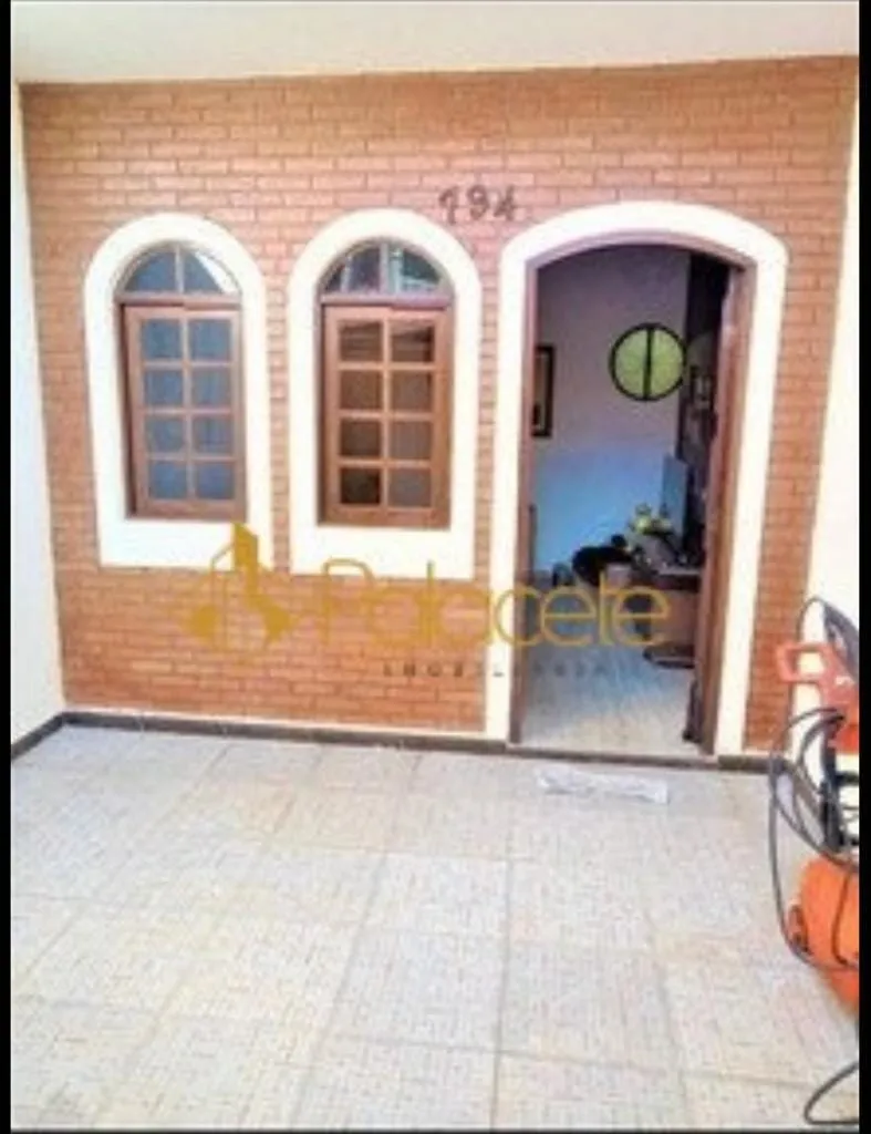 Foto do imóvel Casa à venda 2 Quartos, 1 Vaga, 70M², Centro, Taubaté - SP