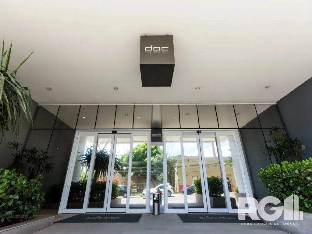 Imagem Sala para alugar totalmente mobiliada e decorada, 52 m² privativos divididos em 2 ambientes com vaga.