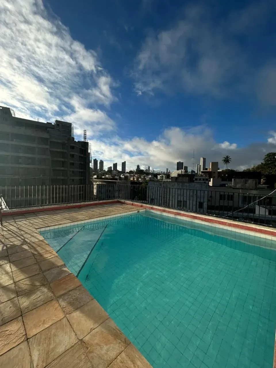 Imagem Kitnet com 1 Quarto para Alugar, 40 m² em Ondina - Salvador